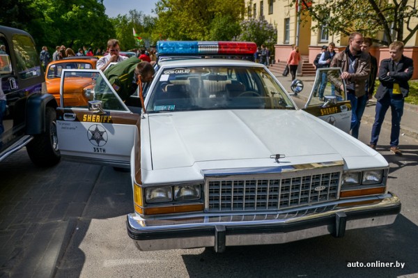 Ретропарад автомобилей в Минске