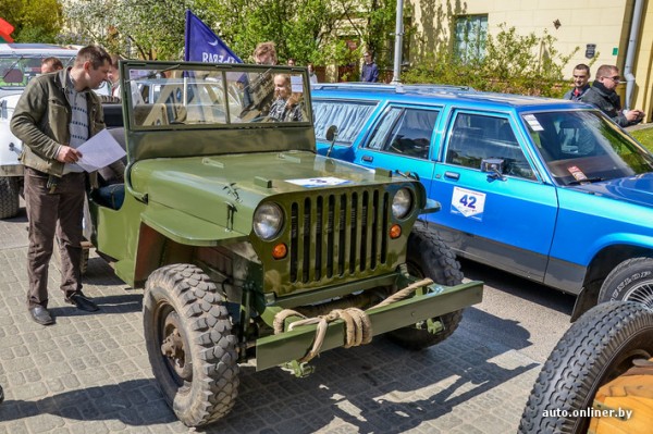 Ретропарад автомобилей в Минске