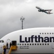 Lufthansa подает в суд